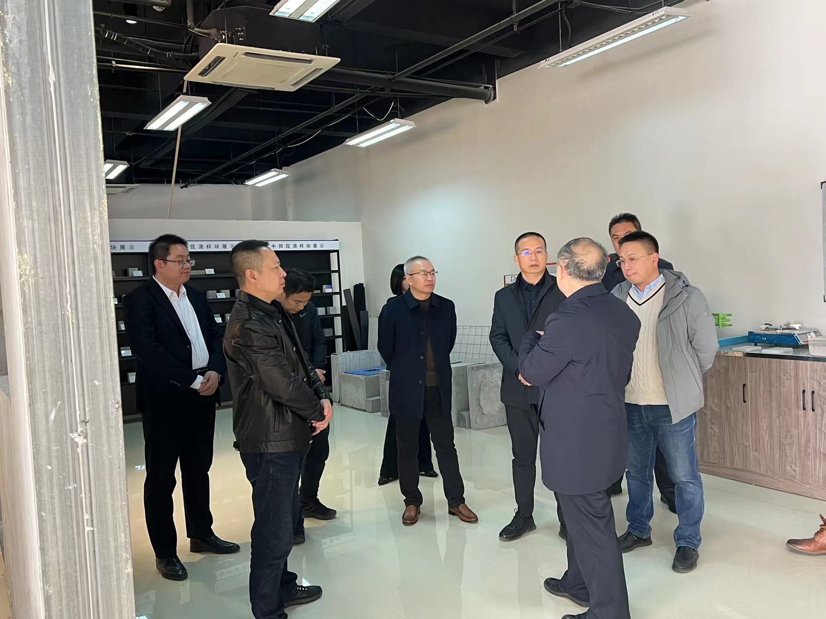 热烈欢迎少海集团发展有限公司领导莅临我司考察参观